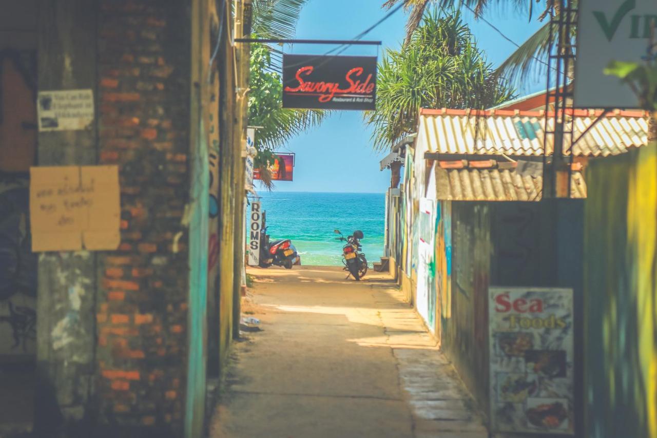 Hikka Surf Hostel Hikkaduwa Dış mekan fotoğraf